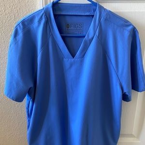 Men’s Figs Ceil Blue Raglan Top